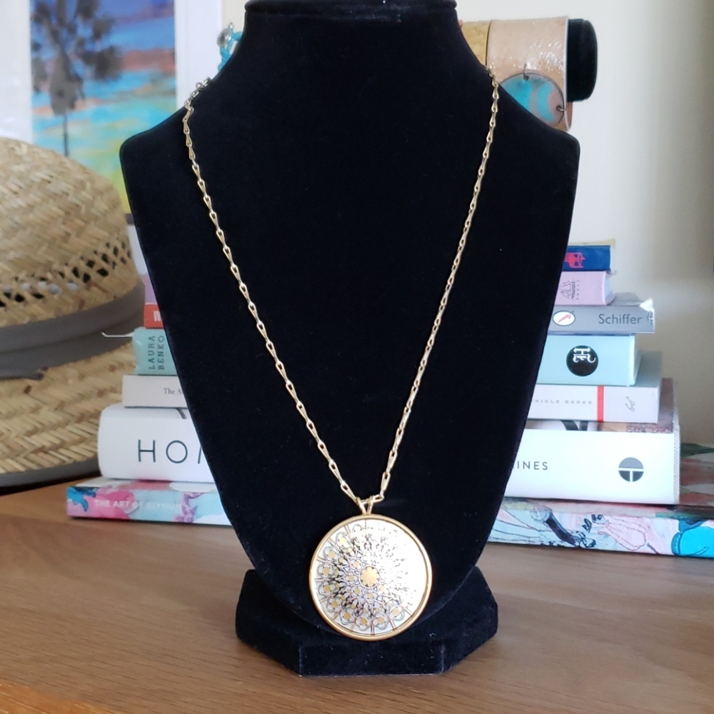 Reed and Barton Medalion Pendant Necklace - Picture 3 of 6
